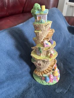 EASTER STAIRCASE TREE HOUSES DECOR