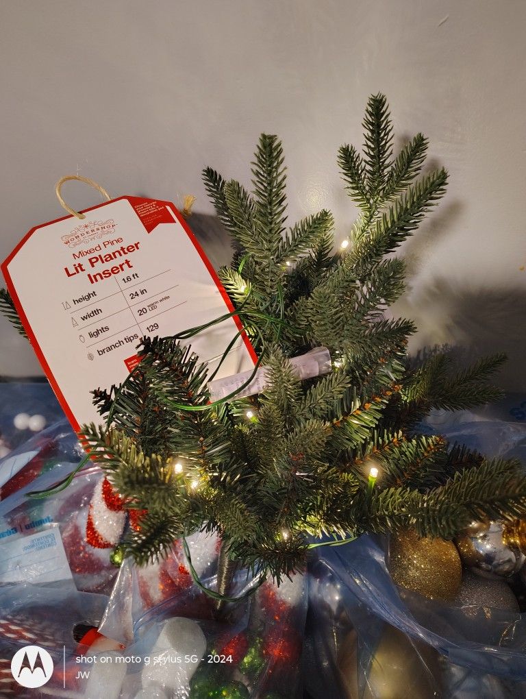 2 Ft Small Insert Tree for Lawn