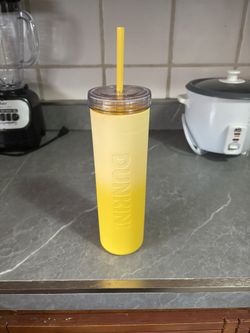 ombre yellow dunkin cold cup with straw