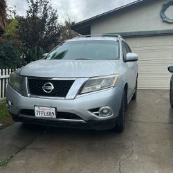 2014 Nissan Pathfinder