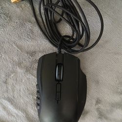 Razor Naga Chroma Gaming Mouse