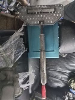 Carpet head stretcher