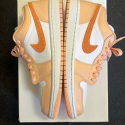 Jordan 1 Low "Sunset Haze" Women's Size 6.5