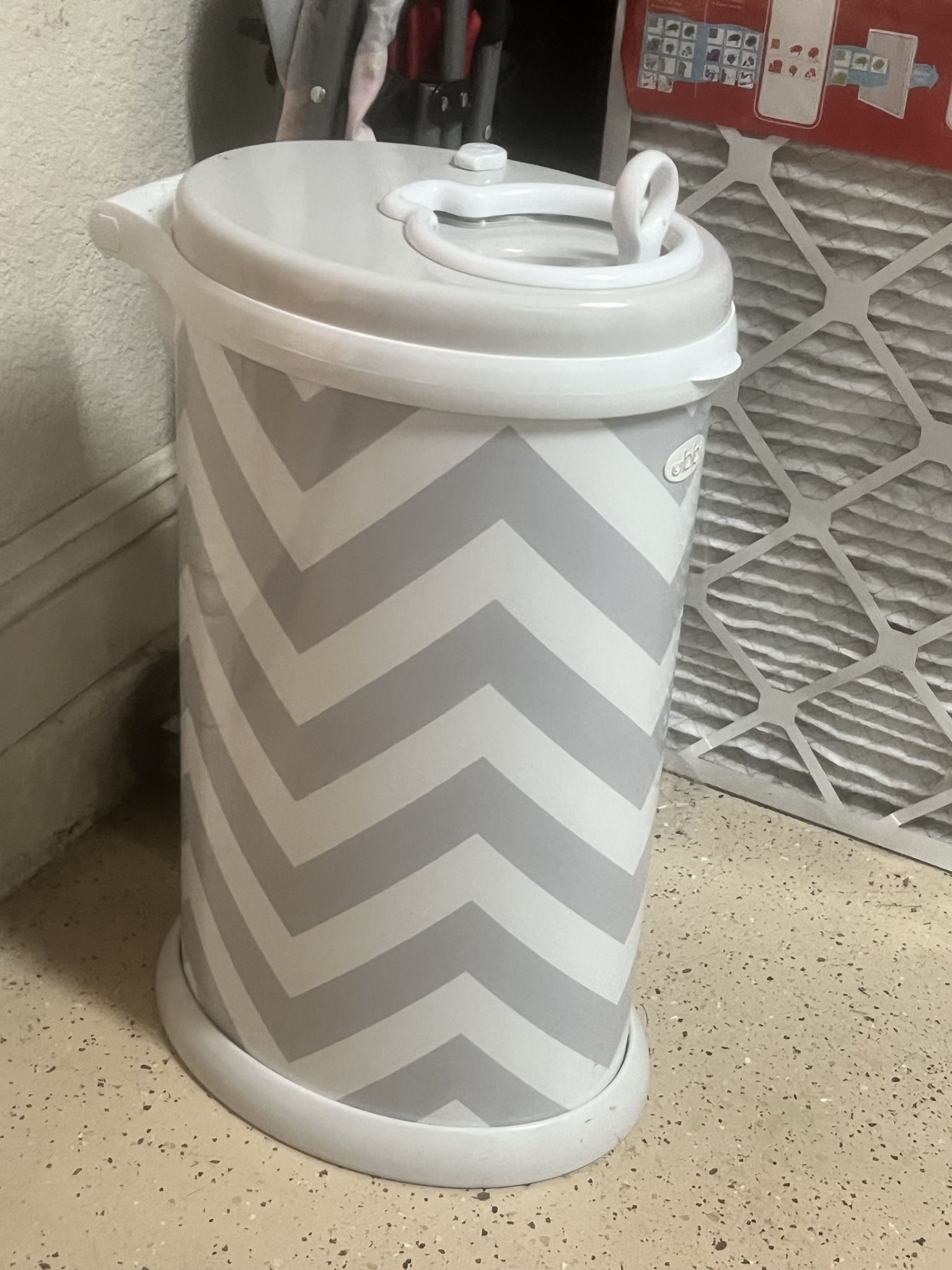 Chevron Ubbi Diaper Pail