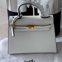 Ladies white Crossbody bag