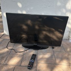 Samsung 32” Flat Screen TV 