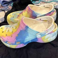 Platform Crocs 