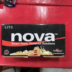 Nova Lite G3 Chuck