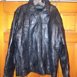 MENS MEDIUM U.S.A. LEATHER JACKET