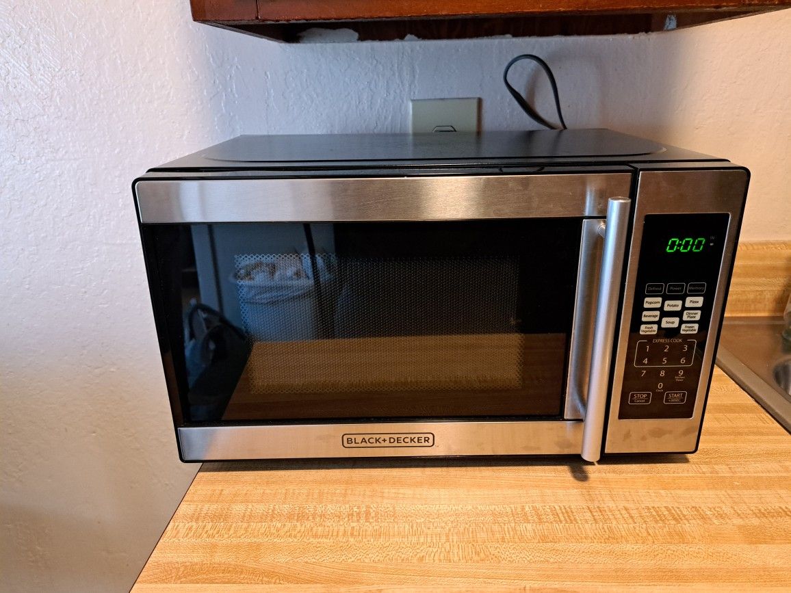 Black and Decker Microwave