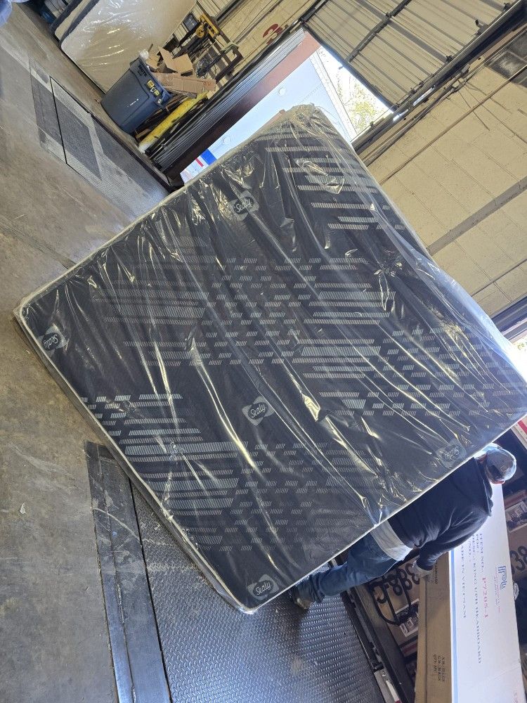 King Size Mattress For Sale Free Delivery 🚚