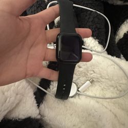 Apple watch series 8