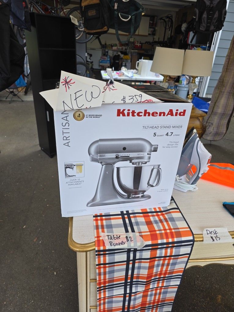 New Unused, KitchenAid Artisan Mixer