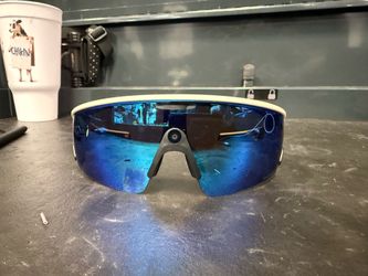 Oakley vanguard meta glasses