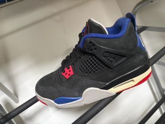 Jordan 4s size 5.5