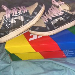 Nike SB Dunk Low Travis Scott’s 