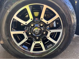 2014 Toyota tundra wheels  $480