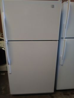 Kenmore Refrigerator $200 With Warranty