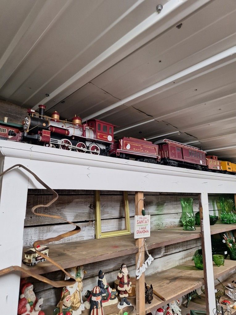 Thunderbolt Express Model Train