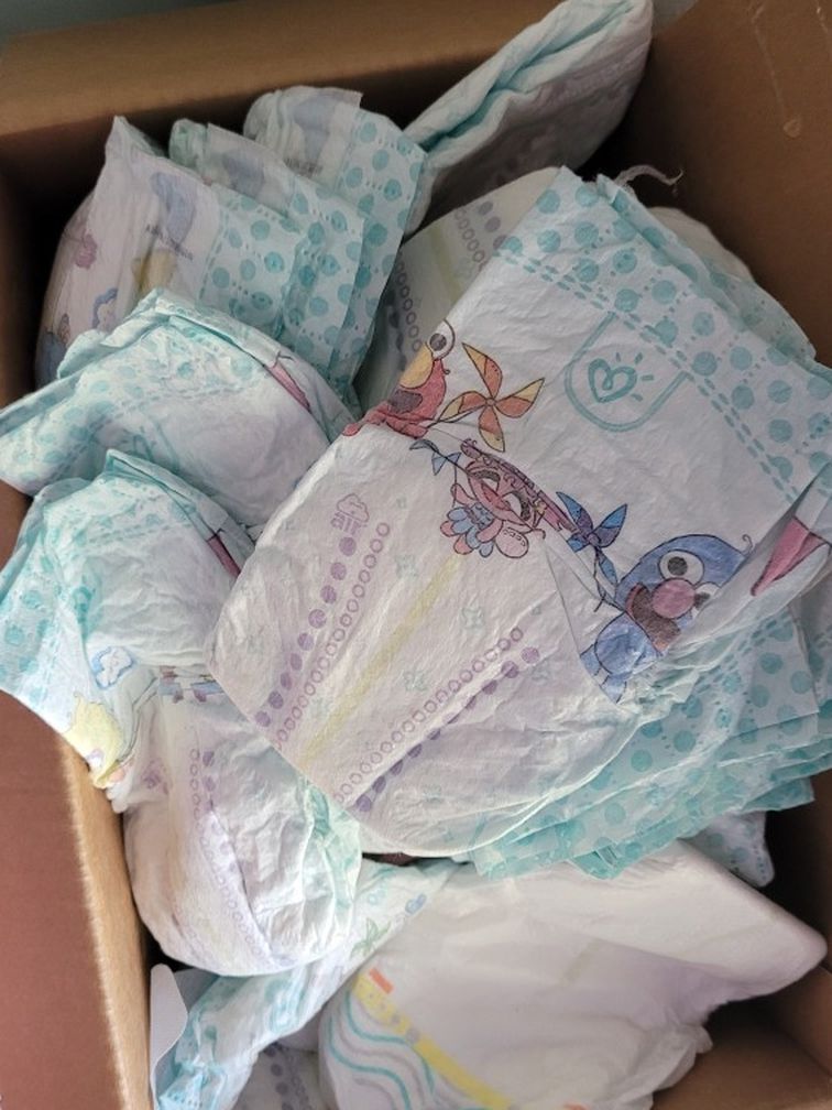 110 Size 2 Pampers Diapers