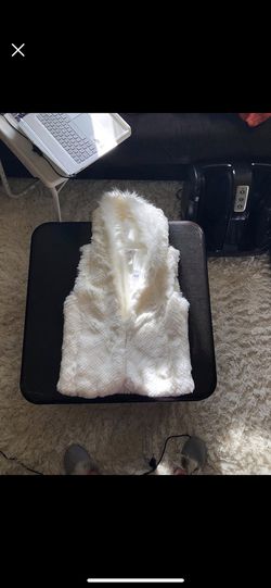Cache Fur Vest Ivory Jacket S size