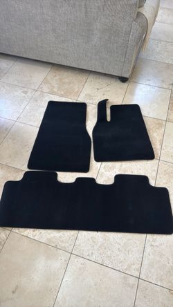 Tesla model Y Juniper Floor Mats.