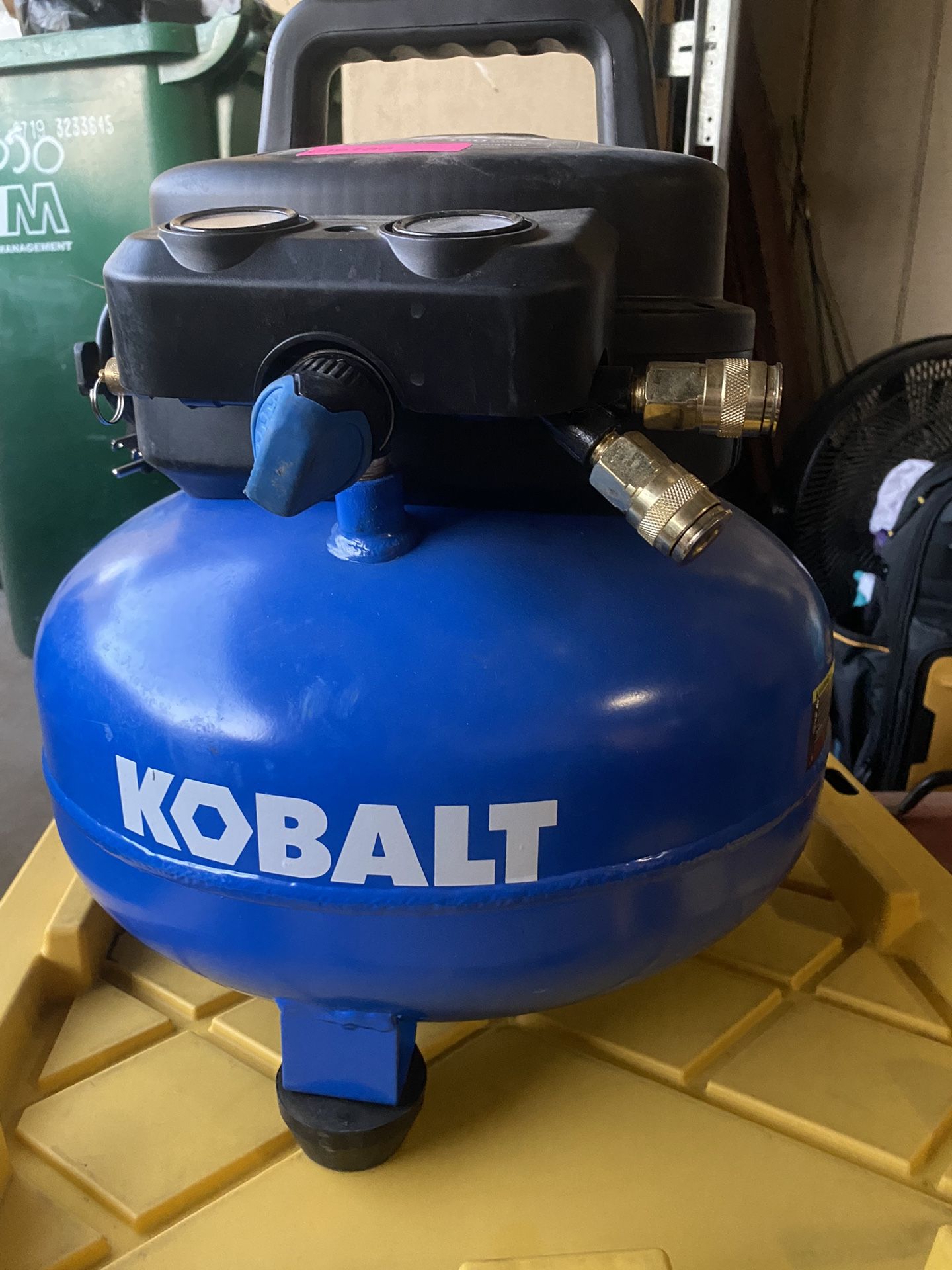 Kobalt Air Compressor 6 Gal