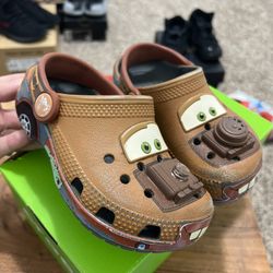 Mater Crocs 8c 