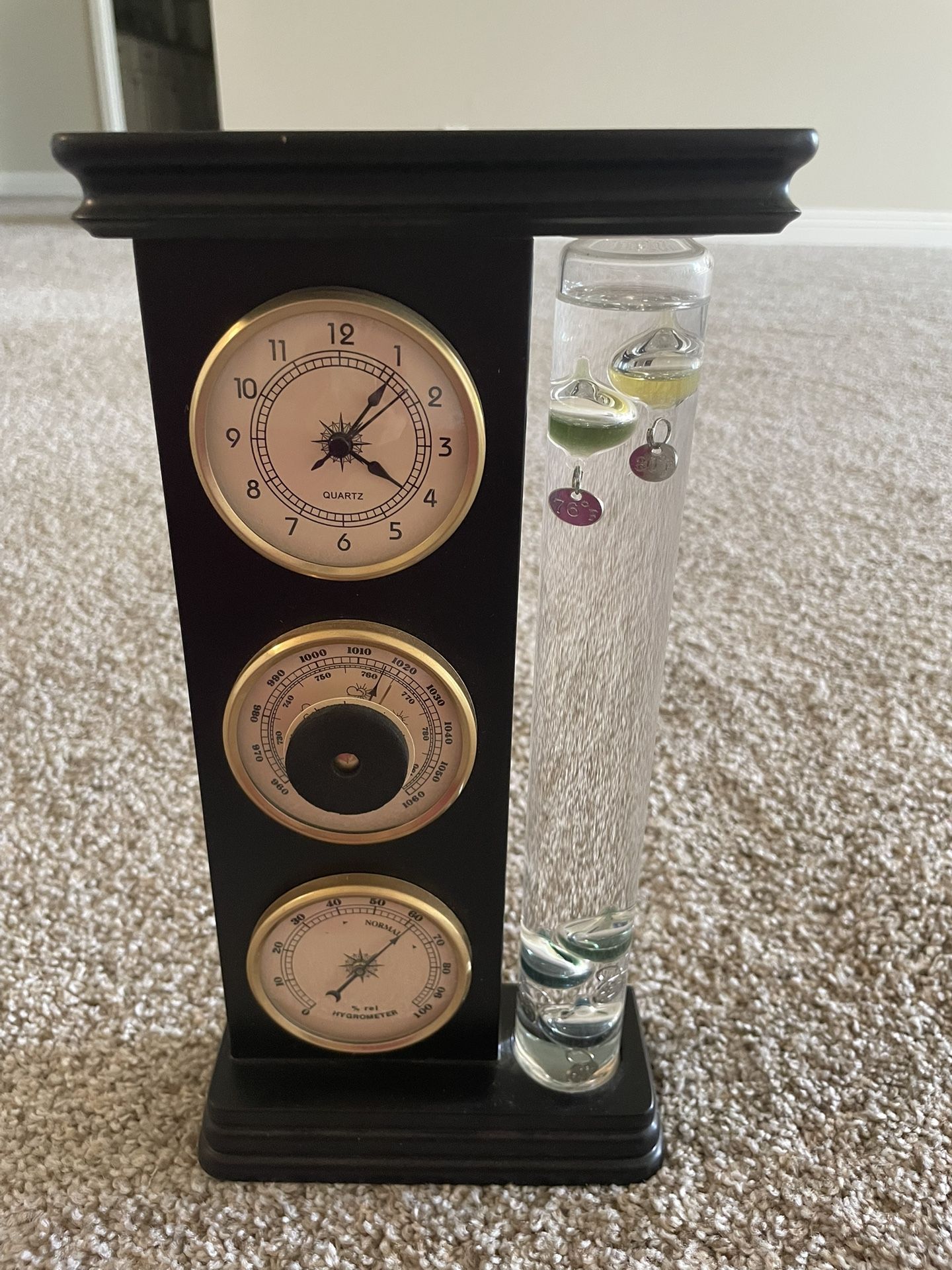 Table Watch,Thermometer & Hygrometer 