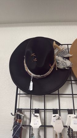 Women’s hats