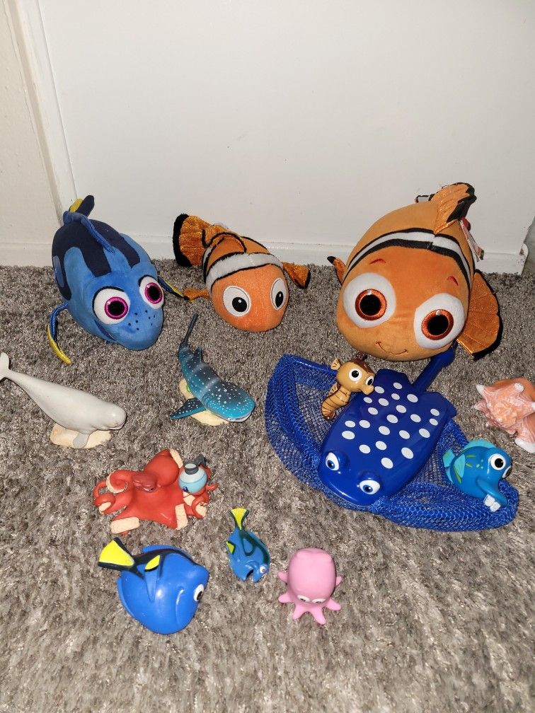 Finding nemo plush characters sale
