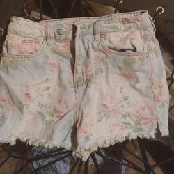 Flower Shorts 