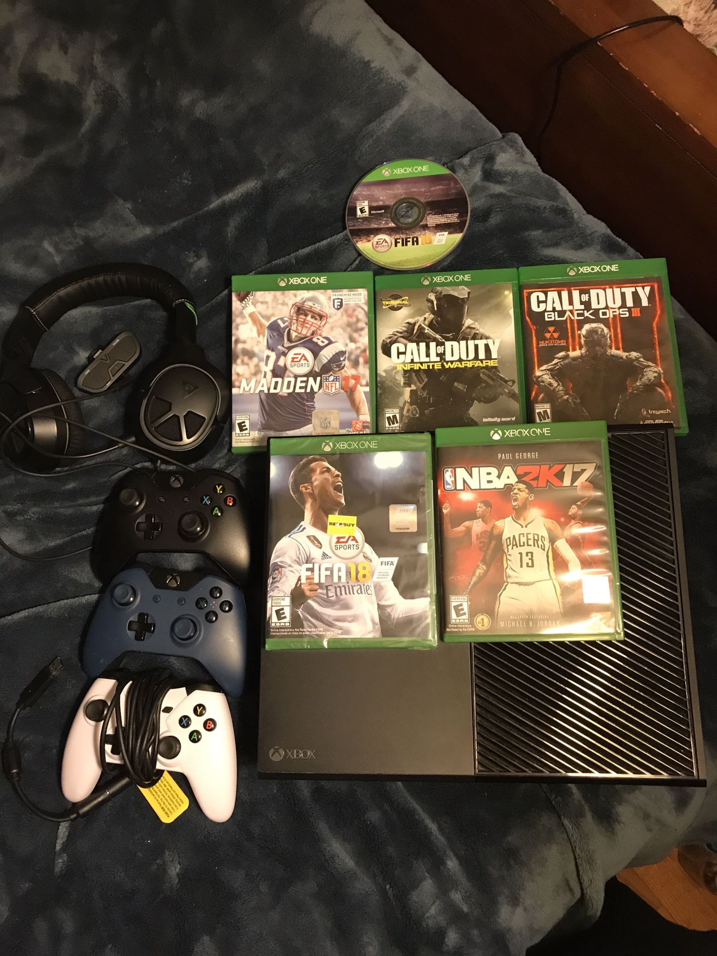 Xbox One Bundle