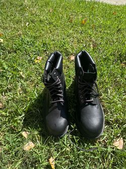 Brand new TIMBERLAND STEEL TOED BOOTS