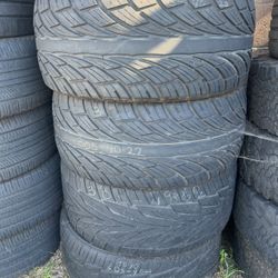 4x Used Tires Toyo 305/40/22🛞