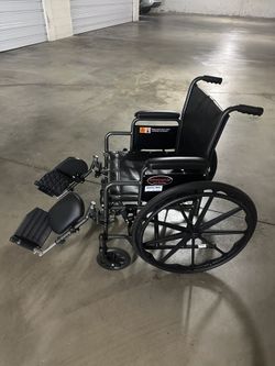 Everest & jennings wheelchair as New