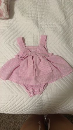 Baby clothes 0-3 months