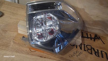 Taillights Assemblies For Lexus 330