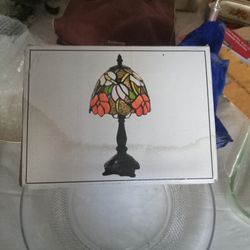Tiffany Style Stained Glass Lamp Best Offer