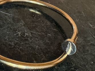 Gold Nail Cuff Bracelet – Luxury Style Jewelry