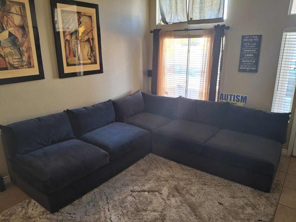 Sectional Sofa 