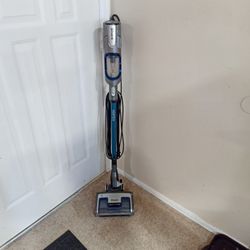 shark vacuum cleaner