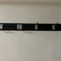“Kobalt” Mount & 4 Hooks 