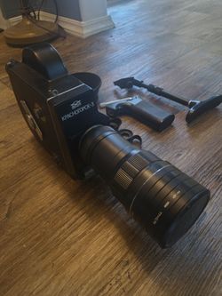 Krasnogorsk-3 (K-3) 16mm Movie Camera w/ Original Case – Working – Vintage Film Camera