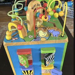 Busy Zoo activity cube