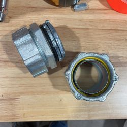 2 1/2” Compression Coupling 