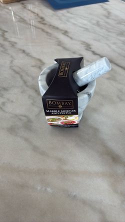 Bombay marble mortar and pestle