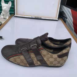 Gucci Vintage Like New Size 12