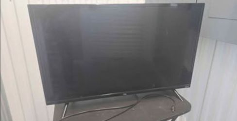 Flat Screen LED TV