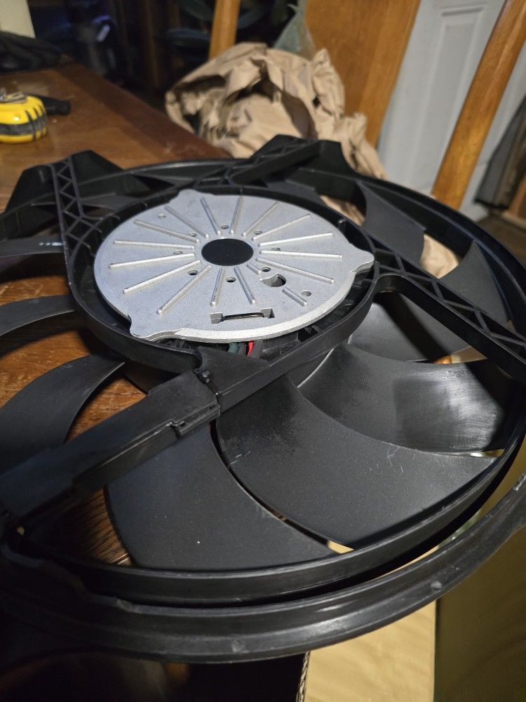 Dorman Radiator Fan Assembly With Controller fit Vw Beette See Details